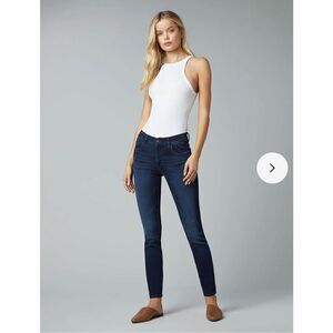 DL1961 Florence Skinny Mid Rise Instasculpt‎ Skinny Jeans in Pulse Size 29
